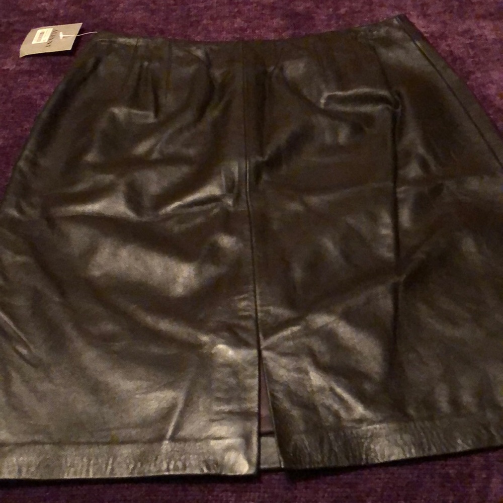 Skirt - Picture 4 of 5